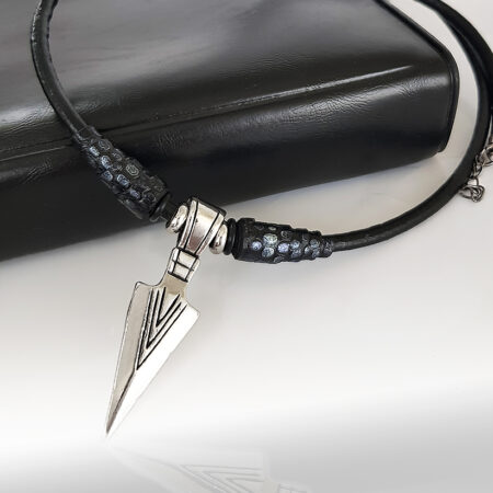 Acél nyíl férfi nyaklánc