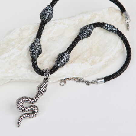 Kigyós férfi nyaklánc