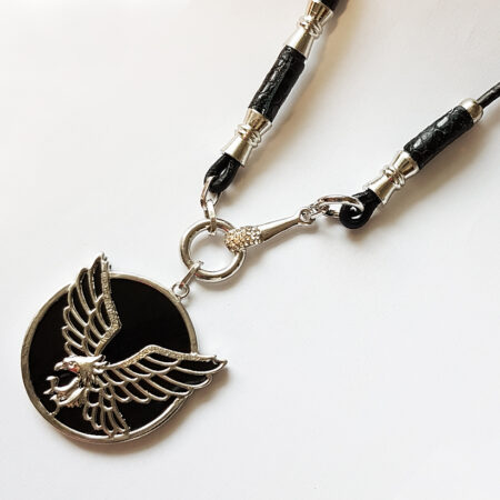 Ezüst színű unisex sas ékszer